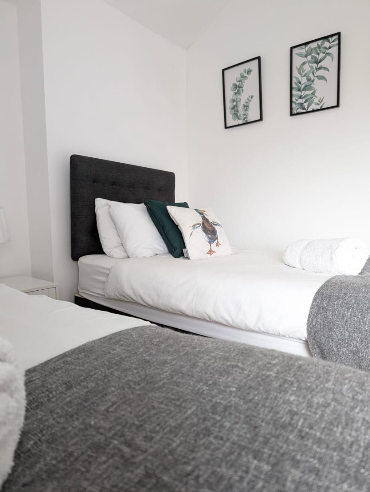 3Br-St Johns Hse-Free Parking-Workers-Kitchen-Wifi-Dog Friendly Leilighet Doncaster Eksteriør bilde